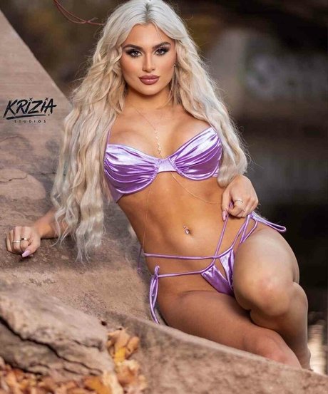 Tiffany Stratton sexy star images