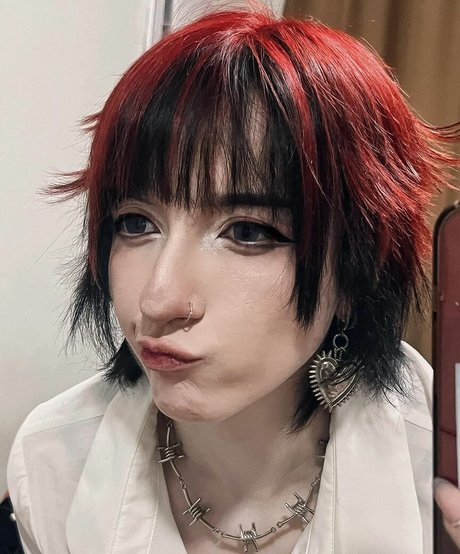 Akemy Sama free pornstar pictures