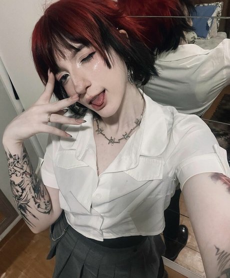 Akemy Sama pornstar nude image