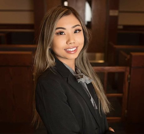 Supcaitlin xxx model photos