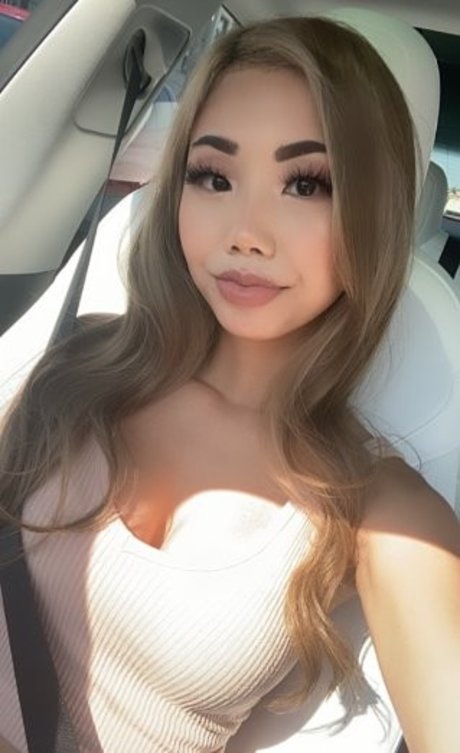 Supcaitlin xxx model photos