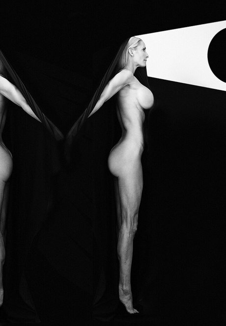 Hotwives XXX top actress image