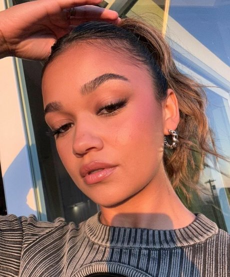 Madison Bailey Profile pic