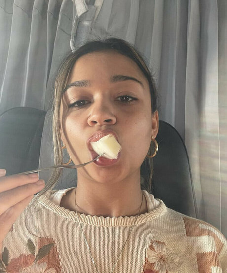 Madison Bailey actress pictures