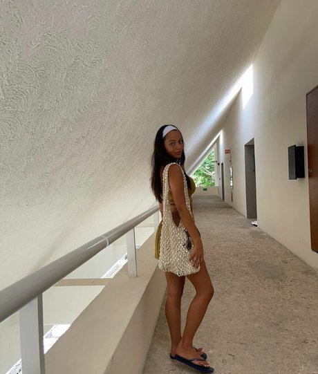 Fiona Barron model xxx img