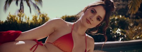 Laura Marano pretty star images