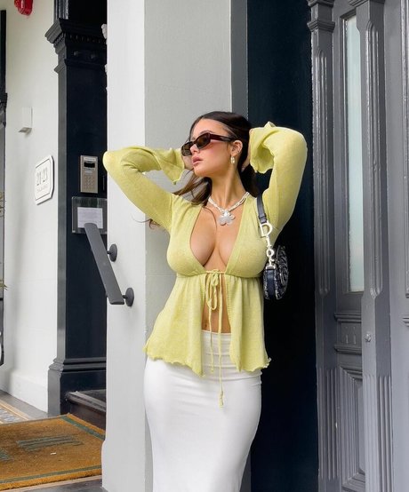 Ella Cervetto xxx model image