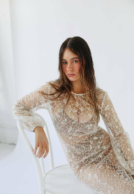 Ella Cervetto hot model picture