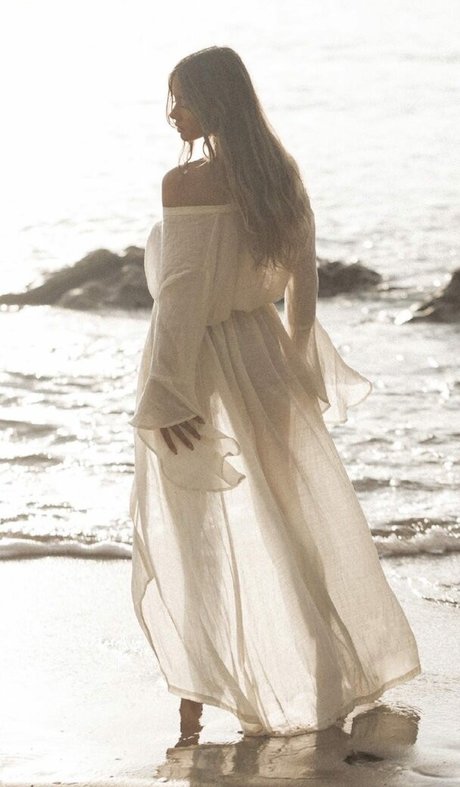 Ella Cervetto star nice archive