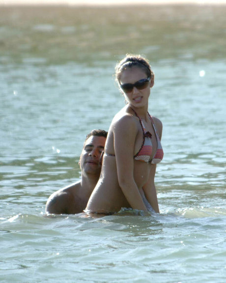 petite brunette onlyfans free sexy pic