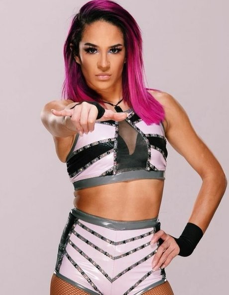 Dakota Kai nice model gallery