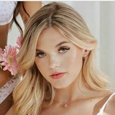 Oceans ASMR model free gallery