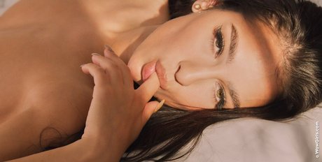 Kama Oxi star nudes images