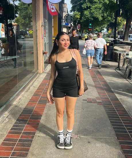 Alondra Delgado pornographic actress photo