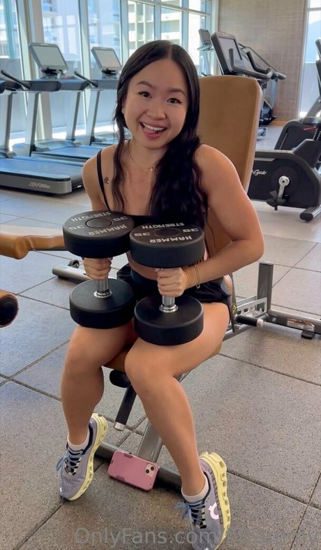 fittammy naked star photos