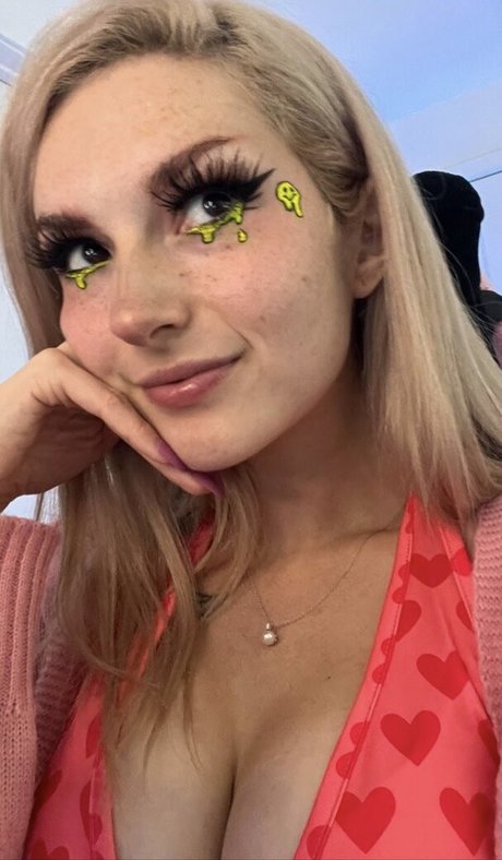 black squirt onlyfans nude images