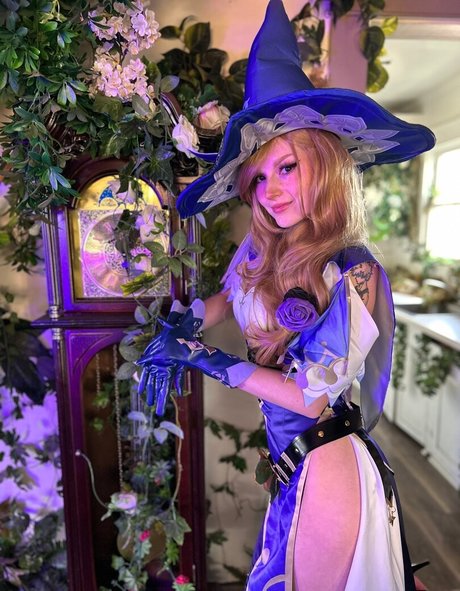 petite feet onlyfans beautiful nude img