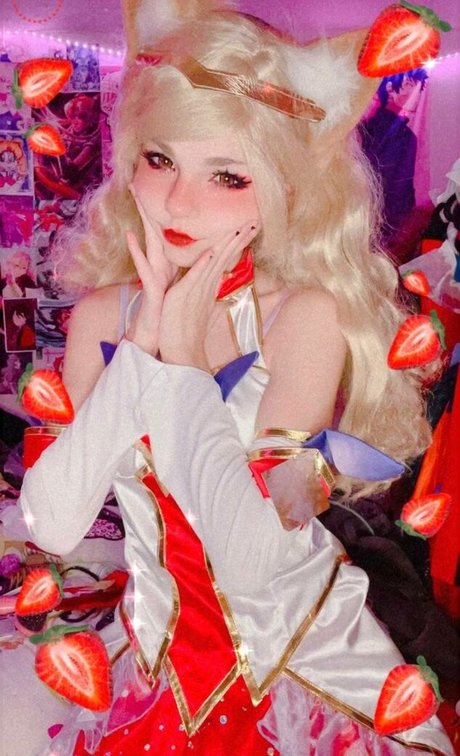 Stardustcos naked model pic