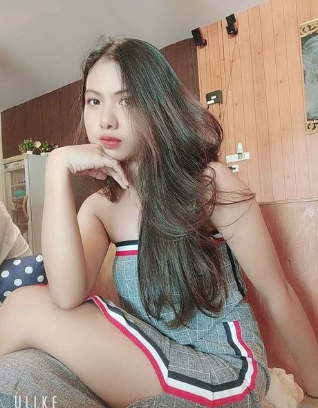 ploy69 art model pictures