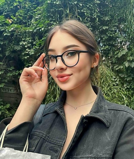 jessicamiller111 model pornographic image