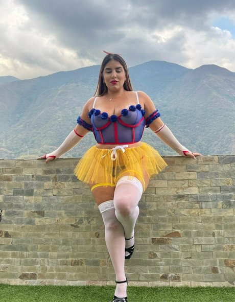 iamalondrita star nice image