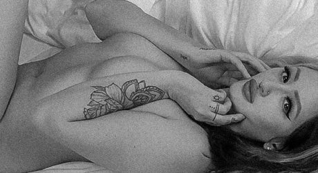 socio hoe perfect model img