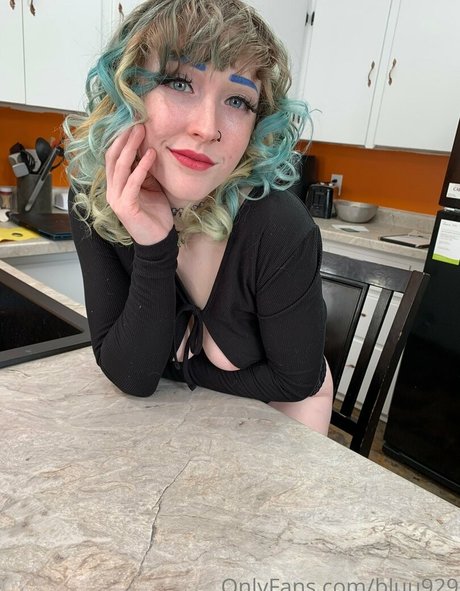 bluu929 top pornstar photos
