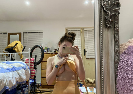 annieecharlottefree hd pornstar photo