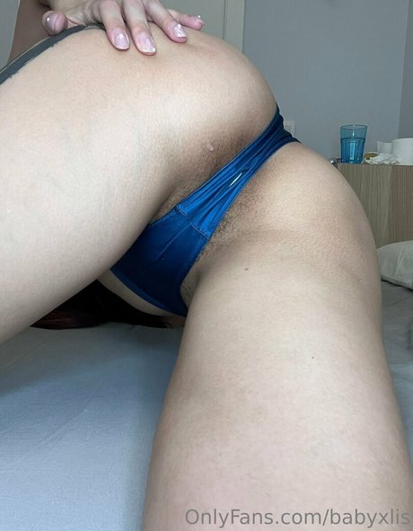 babyxlis model perfect pictures