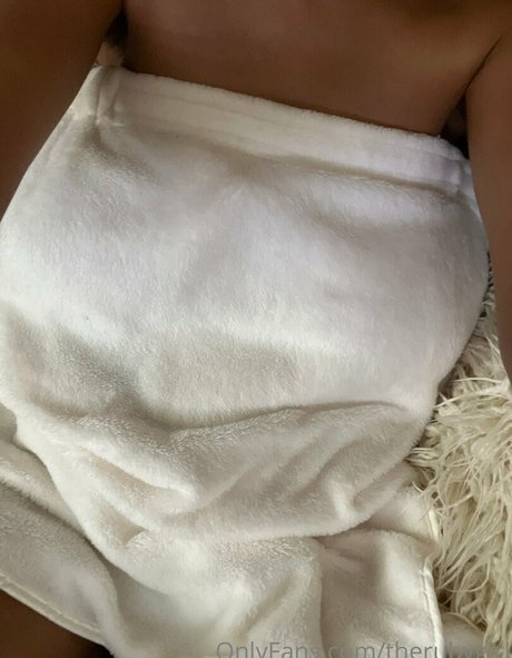 Graham Cecilio model free photos