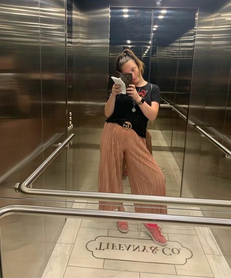 Alanna Pow pornstar free gallery