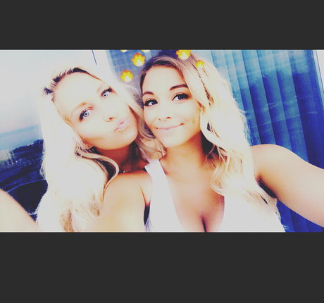 McKenna DeMoe nude star picture