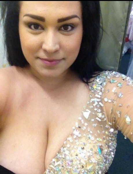 E Casey model nude photo