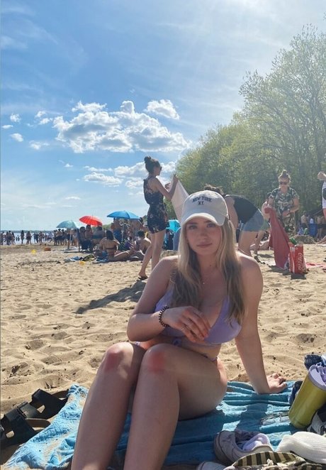 Katia A adult model gallery