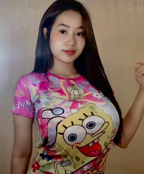 Elvara Caliva star erotic pics