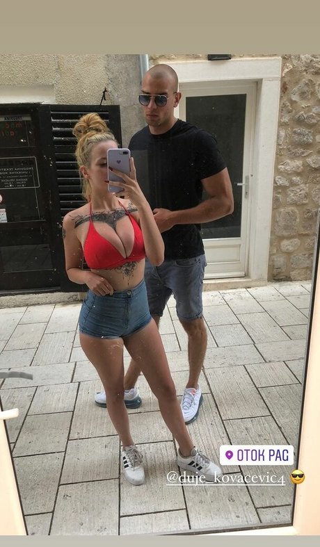 suzizvonar model nice pictures