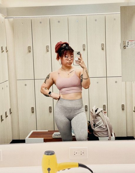 Stella Chung porn model pic