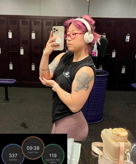 Stella Chung model art photo