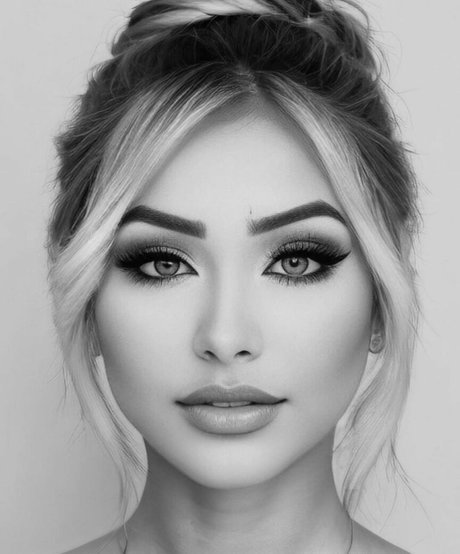 Sabrina Mingnini model nice pics