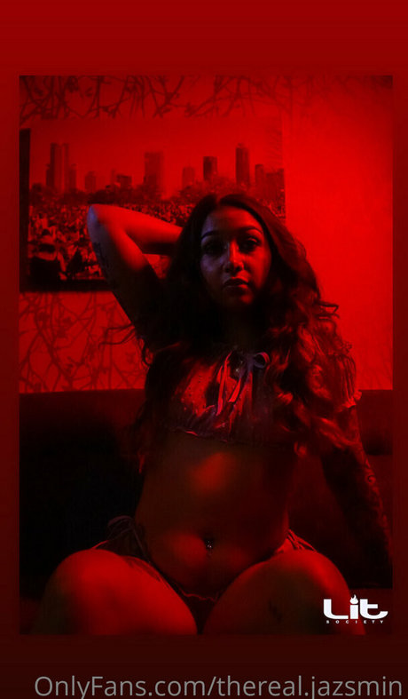 thereal jazsmin top star pic