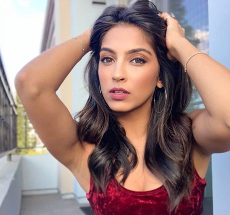 Simmisingh pornstar exclusive galleries