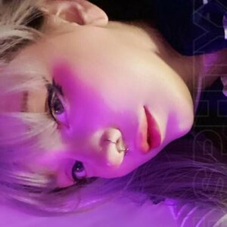 Sphtyx star nude pic