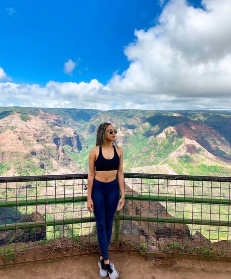 cute ass onlyfans art nude gallery