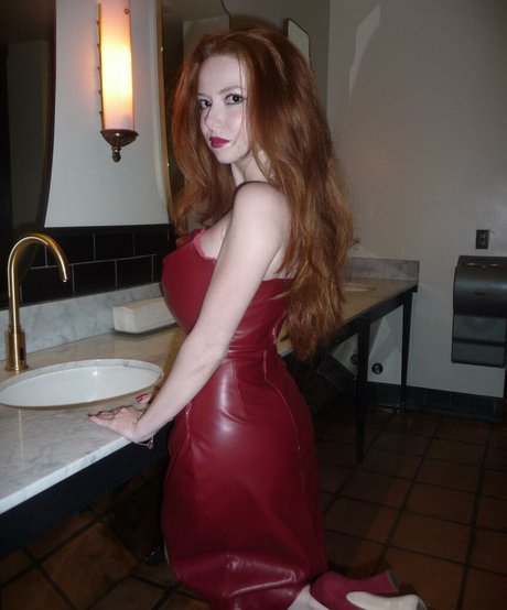 Francesca Capaldi erotic pornstar image