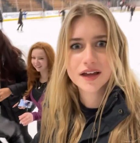 Francesca Capaldi star hd gallery