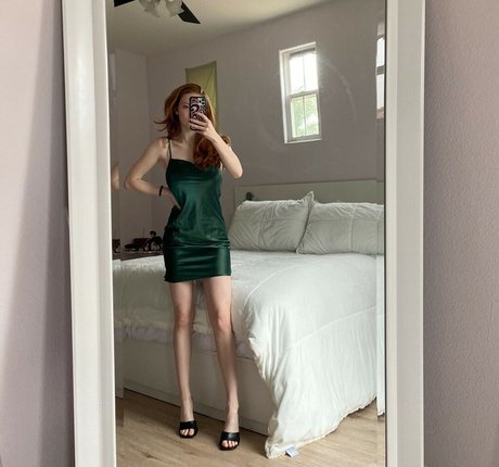 Francesca Capaldi model beautiful photos