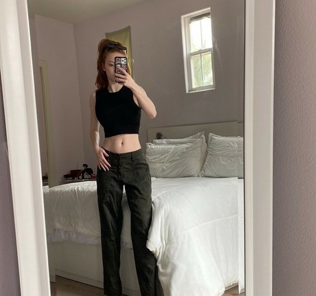 Francesca Capaldi Profile pic