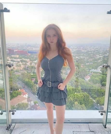 Francesca Capaldi adult star pics