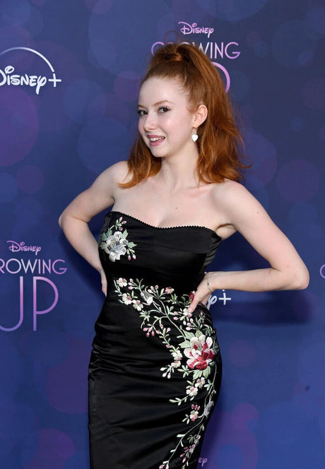 Francesca Capaldi model best pictures