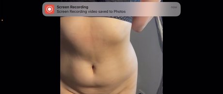 Chloe Baine art model pic